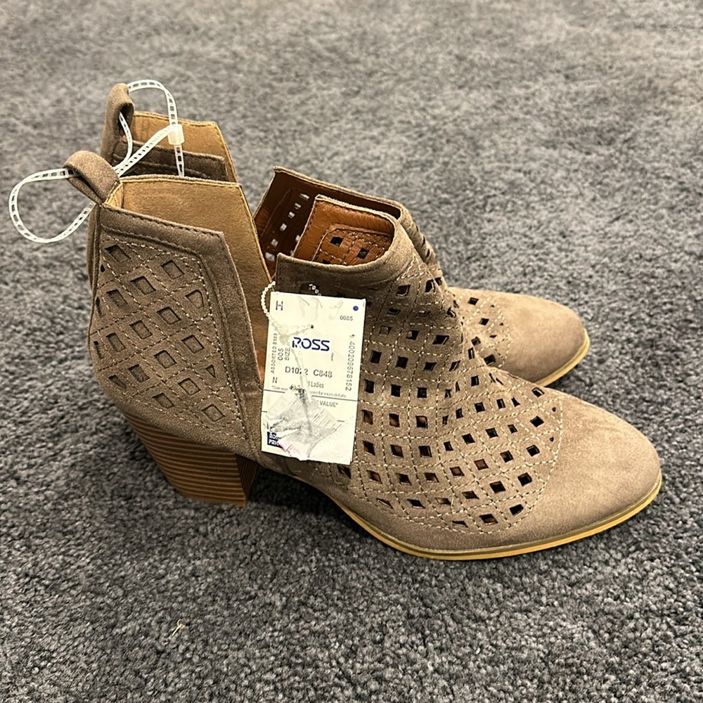 Ankle Booties - Picture 3 of 7
